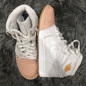 Nike Air Jordan’s tan dipped